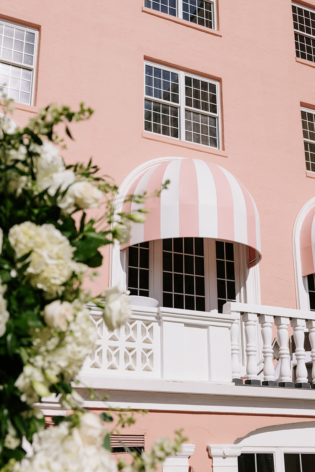Luxury wedding florals designed by a Florida floral designer at the Don CeSar hotel